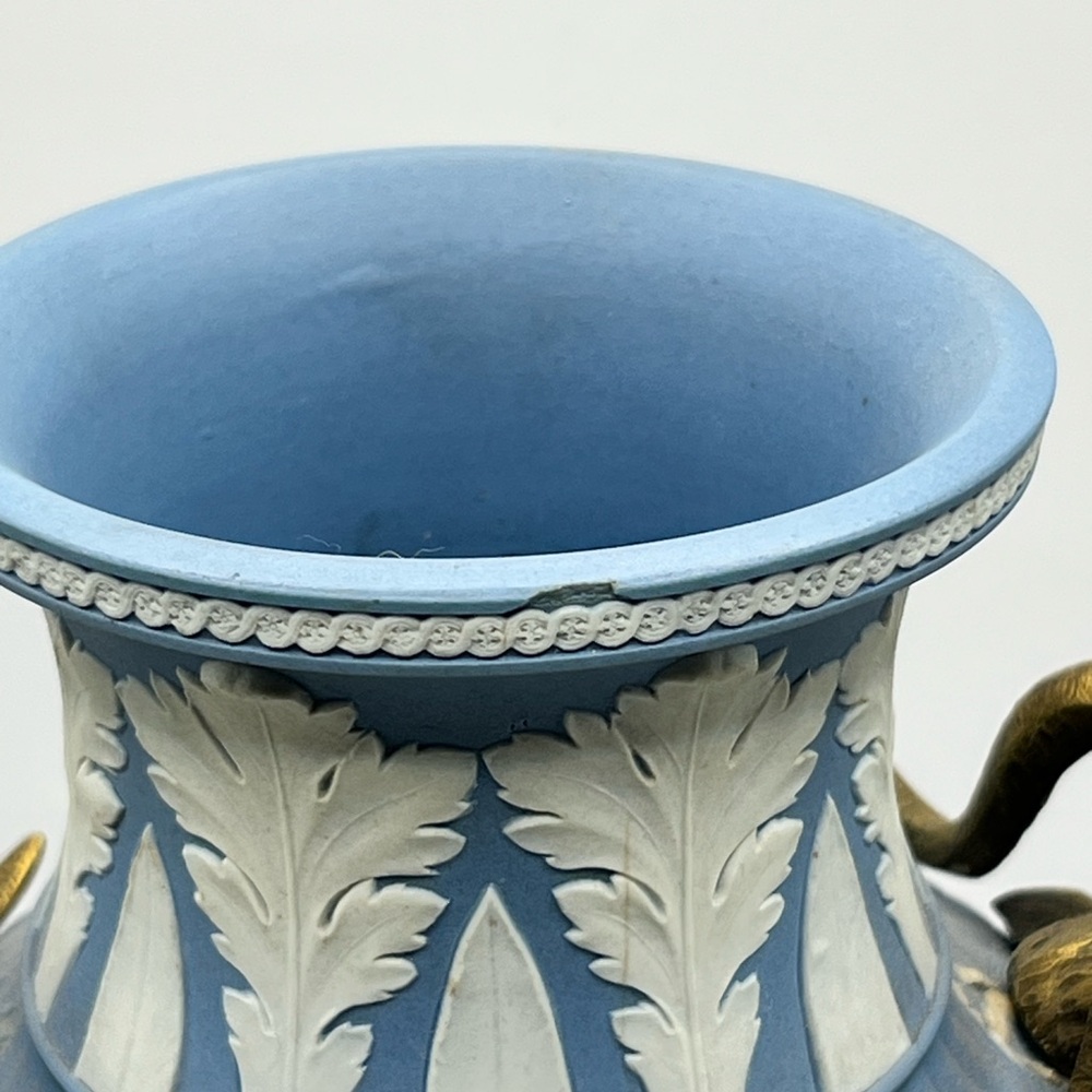 Estate Find Rare Antique Wedgwood Solid Jasper Vase 9 3/8 Inches England 1790s - Picture 8 of 13